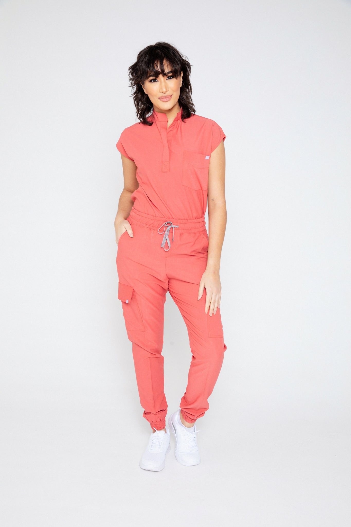 FORMATION: HIGH WAISTED JOGGER PANTS – Halo Scrubs
